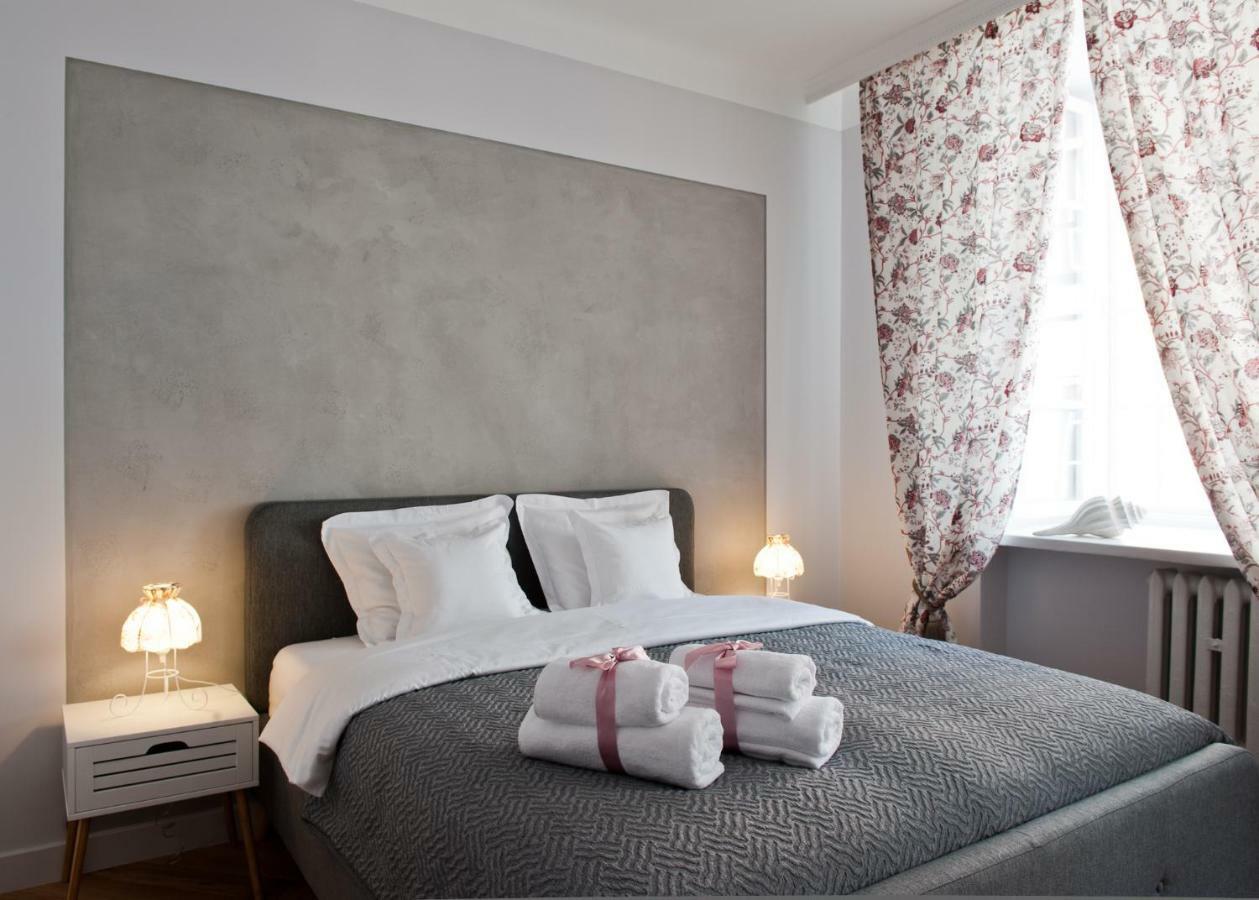 Red Brick Old Town Apartment Warsaw Ngoại thất bức ảnh